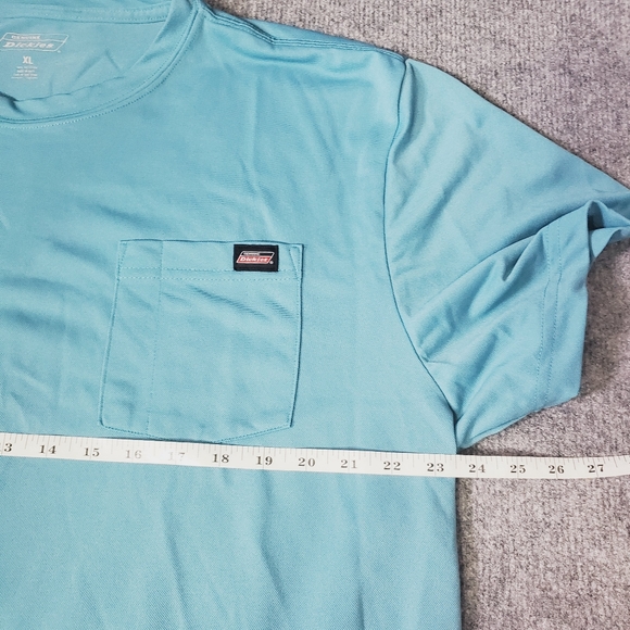 Genuine Dickies Men's size XL Relaxed Fit Performance Polyester Tee Shirt - Picture 4 of 9